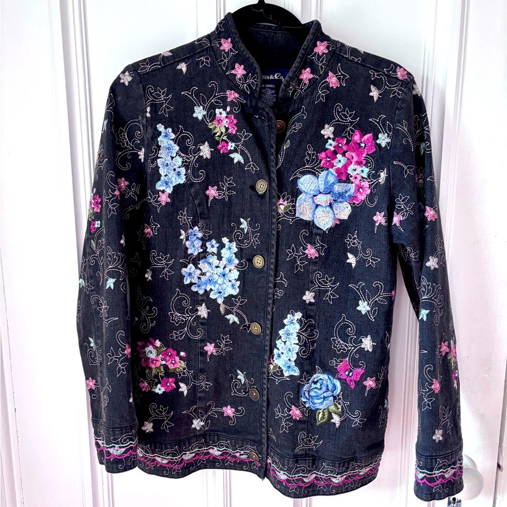 Denim &Co. Women’s Black Embroidered Jean Jacket Button Front Lined XSmall